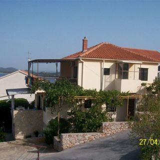 Apartmanok Parkolóhellyel Bilo, Primosten - 12434 Bilo (3)