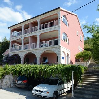 Apartmanok A Tenger Mellett Karbuni, Korcula - 13217 Karbuni (2)