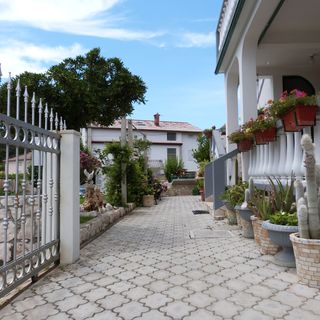 Apartmanok Parkolóhellyel Palit, Rab - 14996 Palit (5)