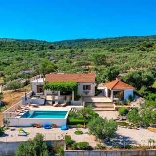 Ház Családok Részére Medencével Supetar, Brac - 15280 Supetar (5)