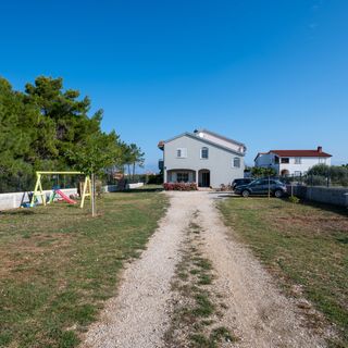 Apartmanok Parkolóhellyel Vrsi, Zadar - 15944 Vrsi (3)