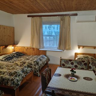 Akácvirág Vendégház Ács Vaspuszta (4)