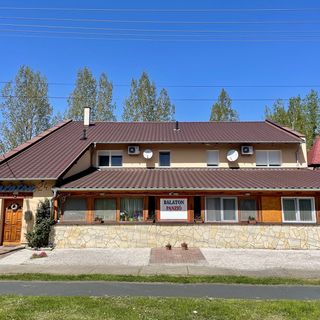 Vízparti Balaton Panzió Balatonberény (4)