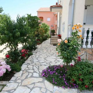 Apartmani Znidarec Šilo (3)