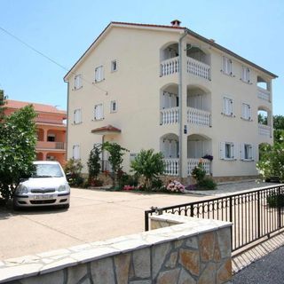 Apartmani Znidarec Šilo (4)