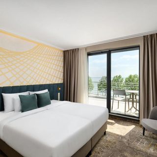 Kenese Bay Garden Resort & Conference Balatonkenese (4)