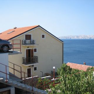 Apartmanok Parkolóhellyel Senj - 15376 (2)