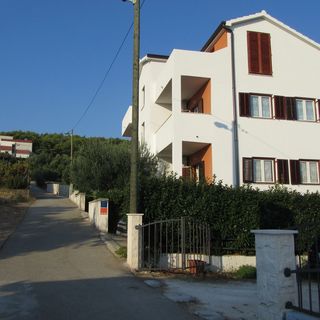 Apartmanok A Tenger Mellett Slatine, Ciovo - 15916 Slatine (2)