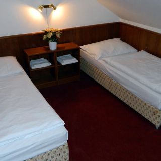 HOTEL FLORET Průhonice (2)