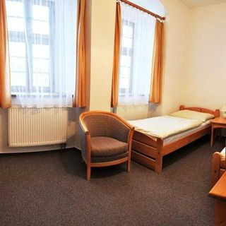 Klášter Hejnice - vzdělávací, konferenční a poutní dům (4)