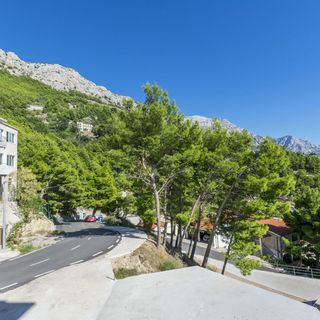 Apartments Lile Brela (3)