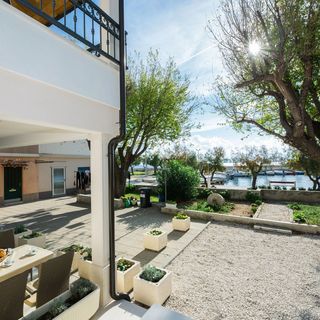 Apartments Roko Duce (5)