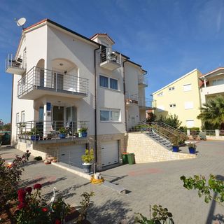 Apartments Mara Vodice (3)