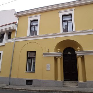 Piacsek Apartmanház Pécs (4)