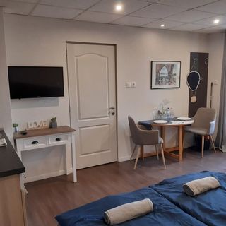 Ady Apartman Tata (3)