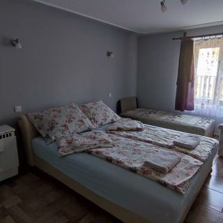 Meggyfa Vendégház Körösszakál (2)