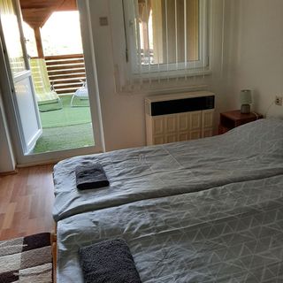 Kiss Család Apartman Berekfürdő (5)