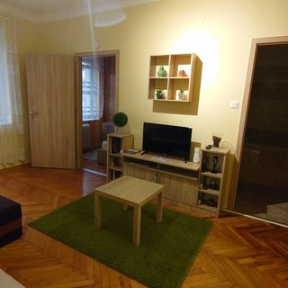 Kőrösi Apartman Pécs (2)