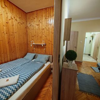 Kőrösi Apartman Pécs (4)