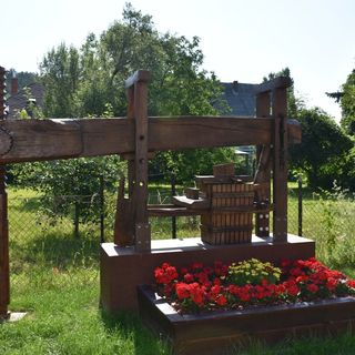 Varsás Négy Évszak Apartmanház Gyenesdiás (3)