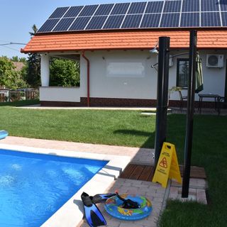 Varsás Négy Évszak Apartmanház Gyenesdiás (5)