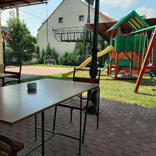 Gyulai Meseház Apartman (2)