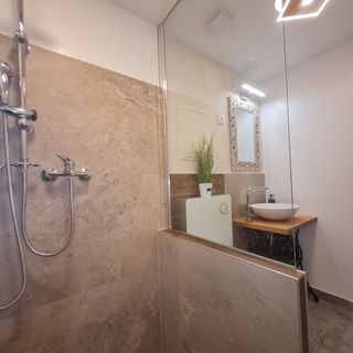 Csever Apartman Tata (4)