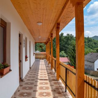 Petróczy István Polgári Védelmi Kiképző Bázis Apartman Kovácsvágás (2)