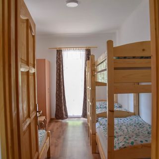 Petróczy István Polgári Védelmi Kiképző Bázis Apartman Kovácsvágás (3)