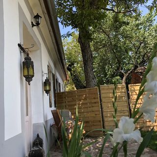 Kemencésház Apartman Kővágóörs (2)