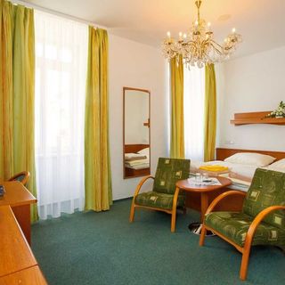Lázeňský hotel Kijev Františkovy Lázně (2)
