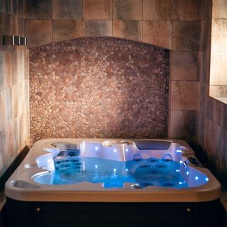 Jítravský Dvorec - Apartmán-Hotel (3)