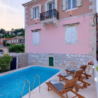 Apartmanok A Tenger Mellett Medencével Jelsa, Hvar - 2067 Jelsa (3)