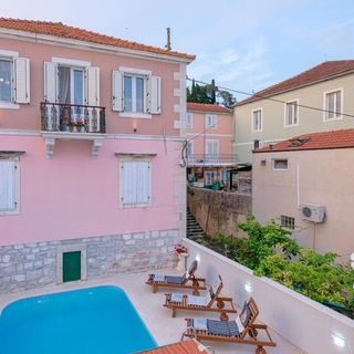 Apartmanok A Tenger Mellett Medencével Jelsa, Hvar - 2067 Jelsa (2)