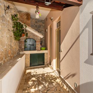 Apartmanok Parkolóhellyel Zavode, Omis - 12075 Zavode (5)