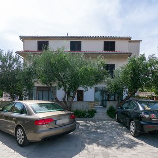 Apartmanok A Tenger Mellett Tkon, Pasman - 16275 Tkon (2)