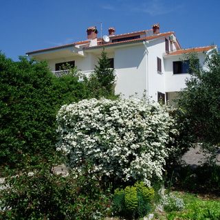 Apartmanok Parkolóhellyel Banjol, Rab - 16334 Banjol (3)