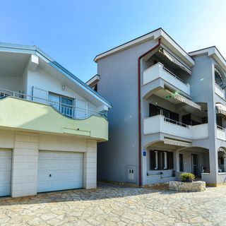 Apartmanok Családok Részére Medencével Zadar - 16336 (3)