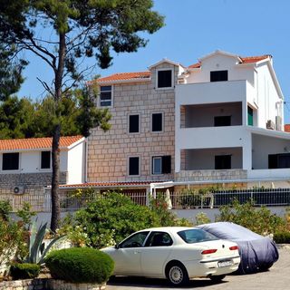 Apartmanok A Tenger Mellett Medencével Sutivan, Brac - 16846 Sutivan (3)