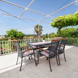 Apartmanok Parkolóhellyel Rab - 17684 (4)