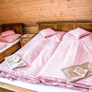 Salas Klak Kľačno (2)