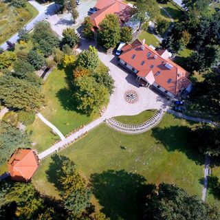 Dworek Różany Puzzel Chmielów (4)