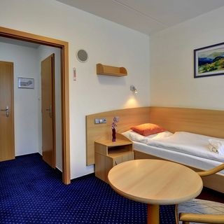 Spa Complex Curie Jáchymov (2)