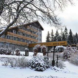 Hotel Srní a depandance Šumava (2)