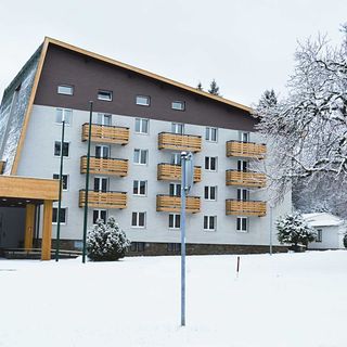 Hotel Srní a depandance Šumava (3)
