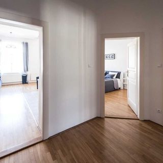 Modern Apartment Riegrovy sady Praha (4)