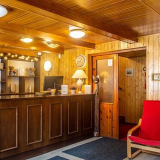 Hotel Konopiště Nová myslivna Benešov (4)