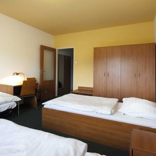 Loděnice Trója Praha (4)