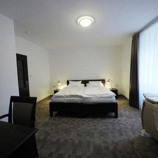 Hotel Rýzmburk Žernov (2)