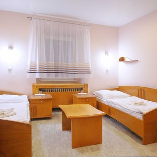 Lázeňský dům Mier Bojnice (2)